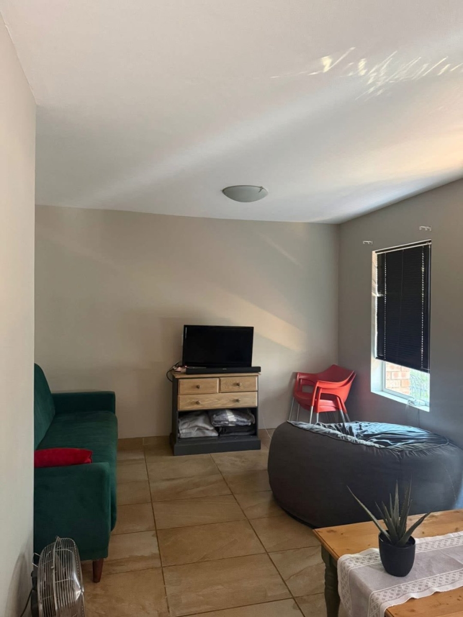 To Let  Bedroom Property for Rent in Bult North North West